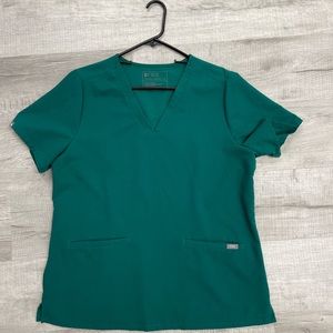 Figs Women Scrub Top 2-Pockets